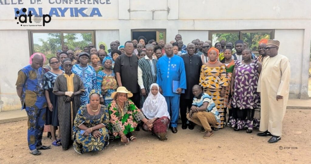 Photo de famille de tous les participants à l’Assemblée Générale Elective de l’UTAPE